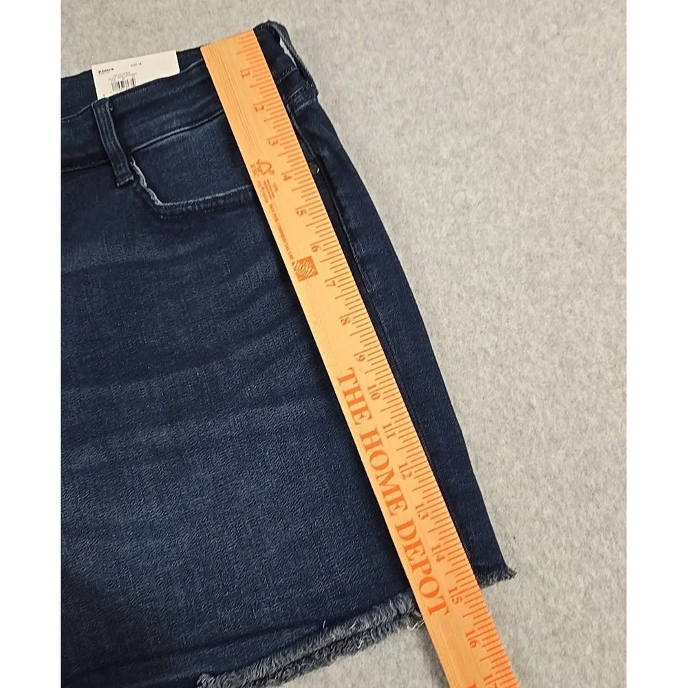 Nine West Womens Size 18 Denim Mid Rise Cut Off Jean Shorts Dark‎ Blue NWT - Picture 6 of 7